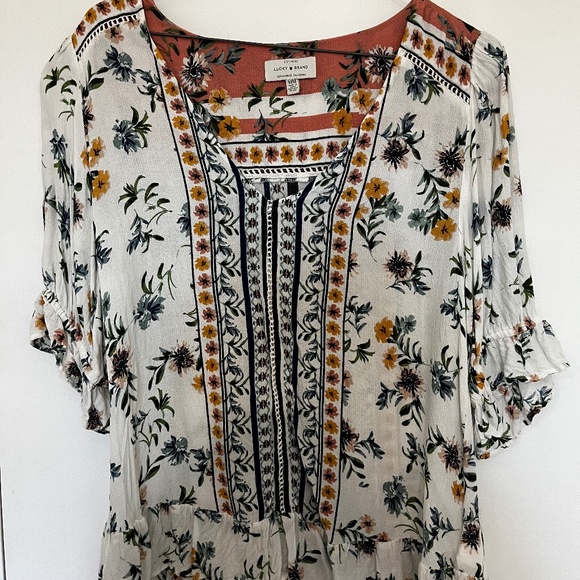 Lucky Brand Tops - Floral top